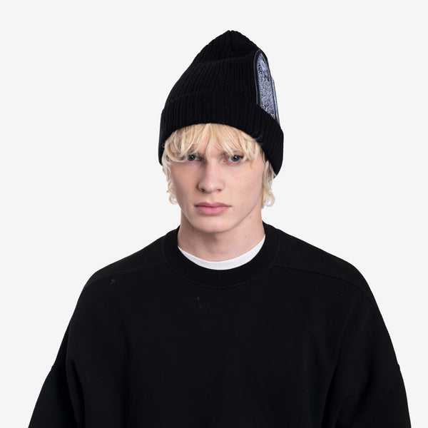 Mens Who Decides War Window Beanie in Coal