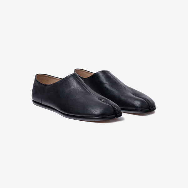 Mens Maison Margiela Tabi Babouche Mocassins in Black