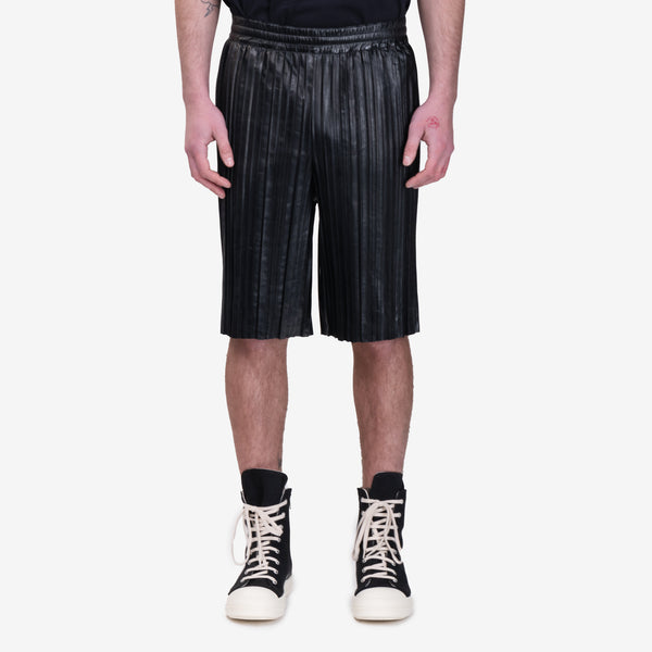 Mens Helmut Lang Pleated Leather Shorts in Black